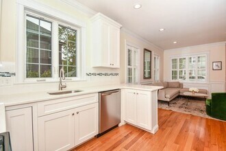 12 Green St Terrace in Watertown, MA - Building Photo - Building Photo