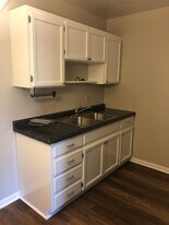 2134 Fairfax Ave in Nashville, TN - Building Photo