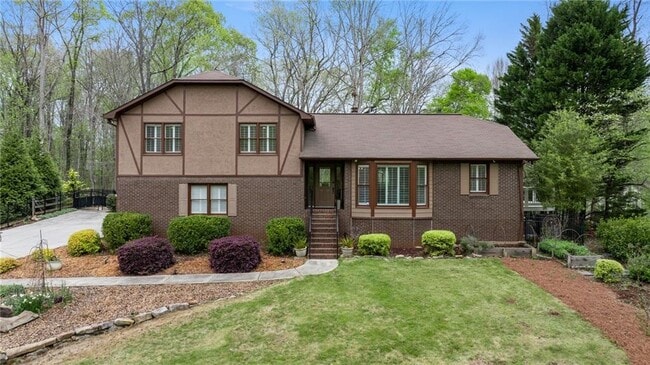 property at 5192 Ozark Ln