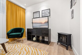 2455 Ancaster Cres in Vancouver, BC - Building Photo - Building Photo