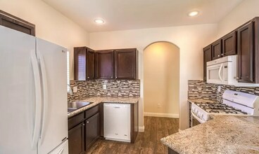 10117 Jacob Pl in Las Vegas, NV - Building Photo - Building Photo