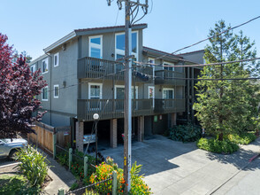 Whispering Pines in East Palo Alto, CA - Building Photo - Building Photo