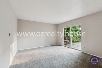 4111 Parrakeet Ave in Toledo, OH - Building Photo - Building Photo