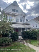 217 S Main Ave in Scranton, PA - Building Photo