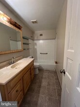 8044 Mars Pl in Philadelphia, PA - Building Photo - Building Photo