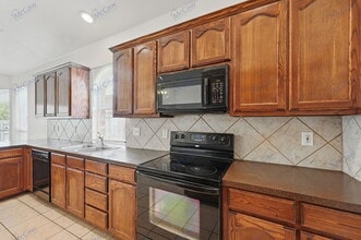 6329 Mystic Falls Dr in Fort Worth, TX - Building Photo - Building Photo