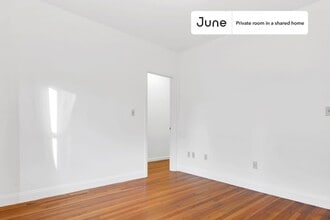 Private bedroom in 4 bed/2 bath Home in Boston, MA - Building Photo - Building Photo