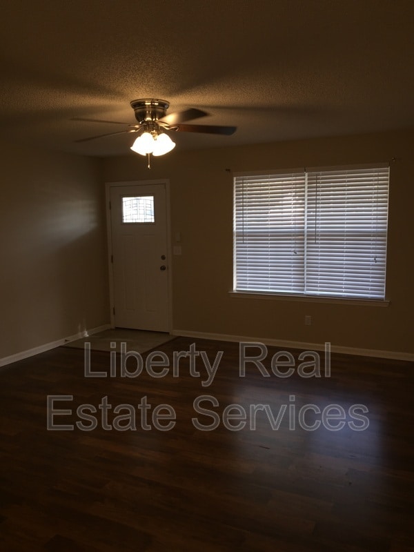 91 Shayna Dr in Hinesville, GA - Building Photo - Building Photo