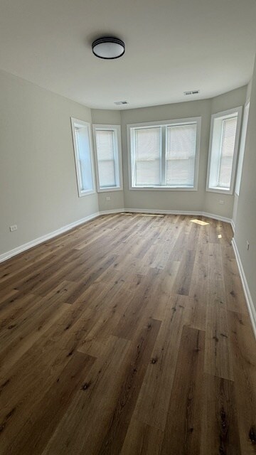 1110 W Marquette Rd in Chicago, IL - Building Photo - Building Photo