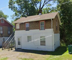 4200 Jefferson St in Gary, IN - Building Photo