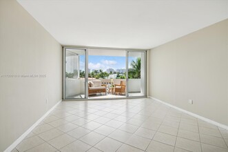 9101 E Bay Harbor Dr, Unit 404 in Bay Harbor Islands, FL - Building Photo - Building Photo