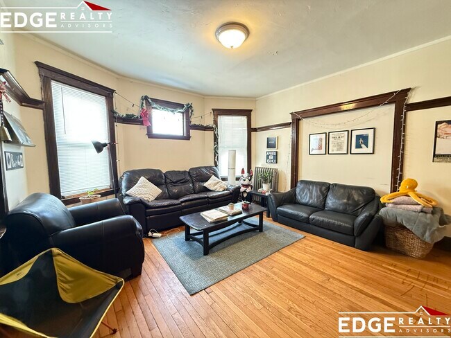 95 Gardner St, Unit 2 in Boston, MA - Building Photo - Building Photo