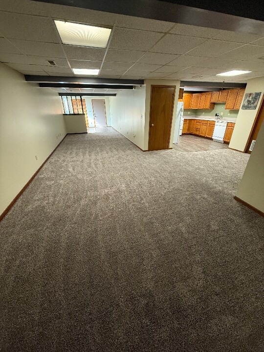 1127 Trail Dr in Gibbon, NE - Building Photo