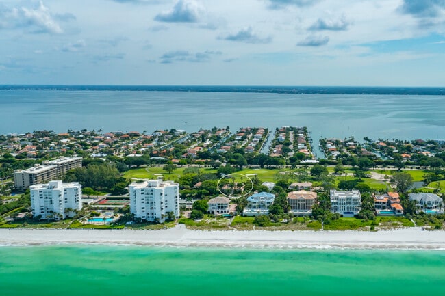 property at 981 Longboat Club Rd