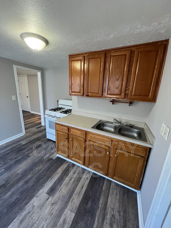 1528 Alma Ave in Louisville, KY - Building Photo - Building Photo