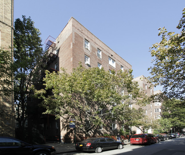 3550 81st St in Jackson Heights, NY - Building Photo - Building Photo
