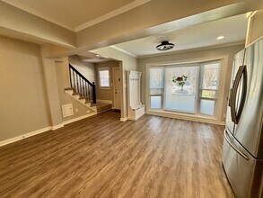 7919 Briar Villa Pl in Atlanta, GA - Foto de edificio - Building Photo