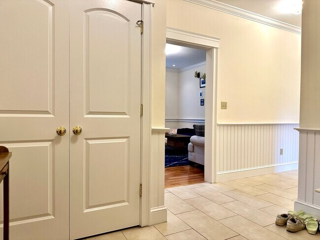 27 Glenville Ave, Unit 6 in Boston, MA - Foto de edificio - Building Photo