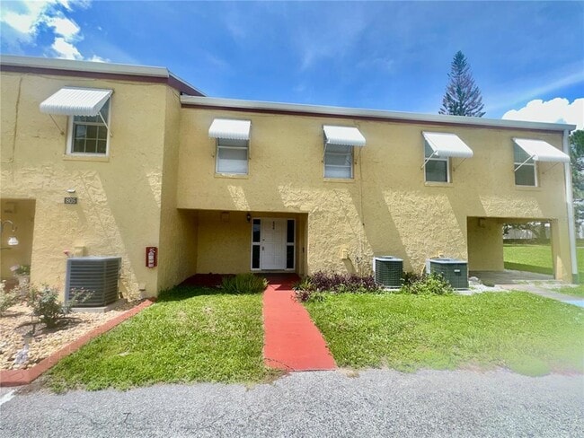 property at 5850 Cypress Gardens Blvd
