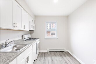 51 1st St in Hackensack, NJ - Building Photo - Building Photo