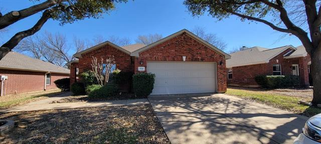 704 International Dr in Euless, TX - Building Photo