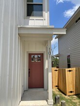 2202 Sandlewood Cv in San Antonio, TX - Building Photo - Building Photo