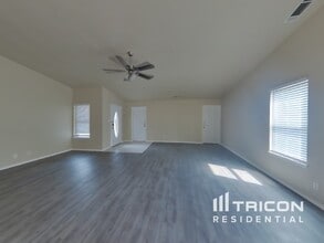 901 Loganwood Dr in Royse City, TX - Building Photo - Building Photo