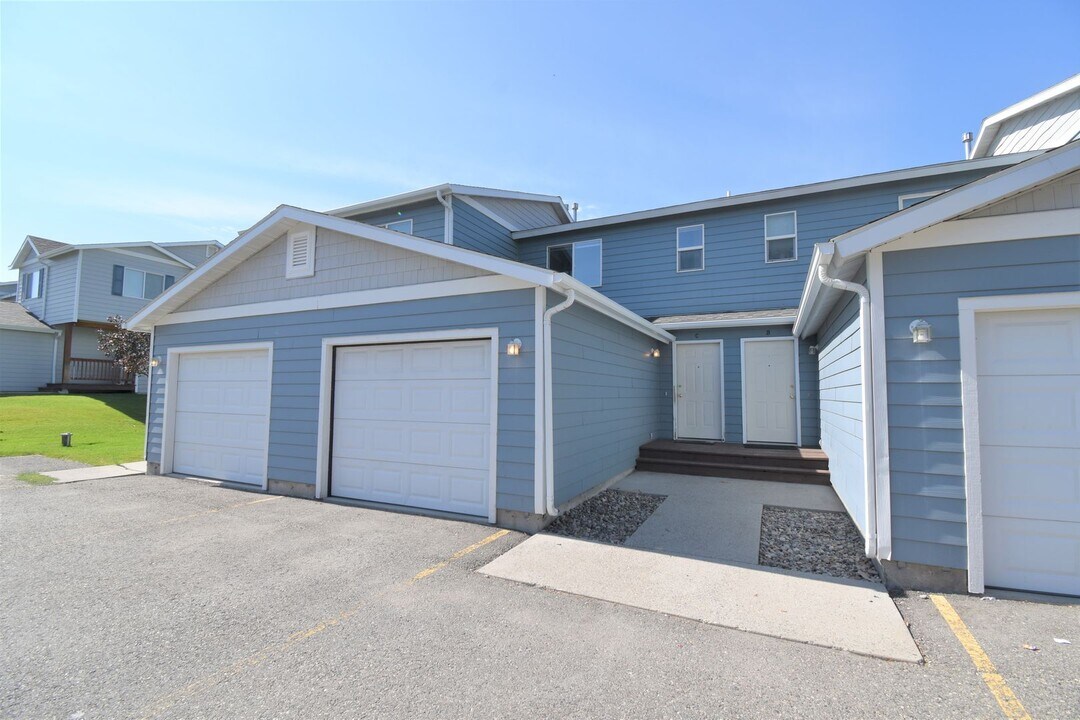 2451 Wheeler Dr in Bozeman, MT - Building Photo