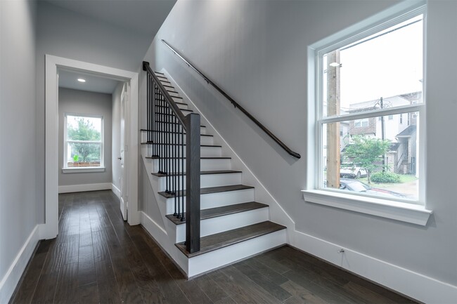 property at 1553 W 22nd St