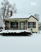 4462 1st St in Wayne, MI - Building Photo