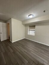 241 Fabyan Pl, Unit G in Newark, NJ - Foto de edificio - Building Photo