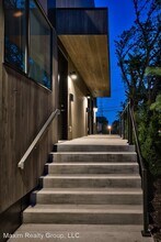 4629 Capitol Ave in Omaha, NE - Building Photo - Building Photo