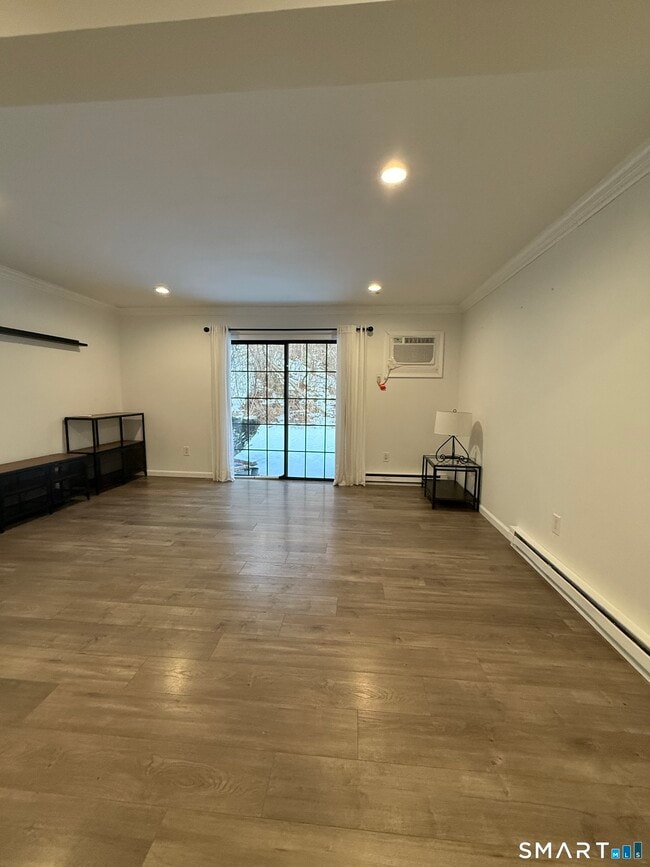 property at 111 Aspetuck Vlg