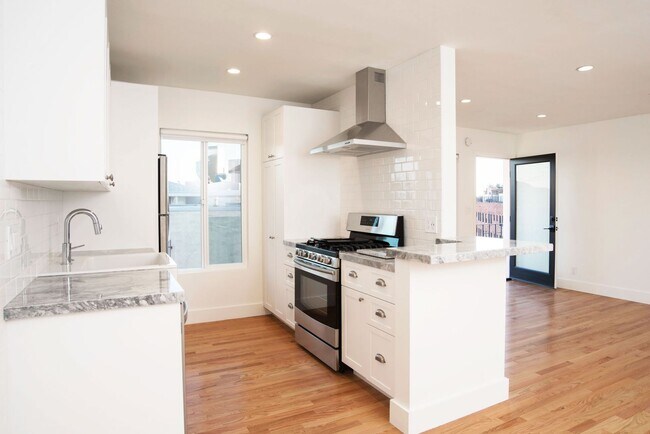 property at 1167 Bellevue Ave
