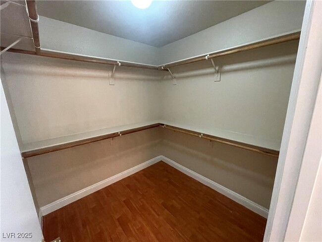 property at 5947 Silver Trace Ct