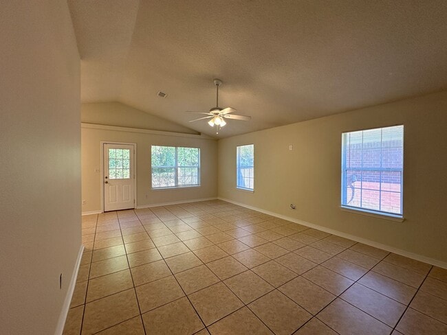4012 Embers Landing in Pensacola, FL - Building Photo - Building Photo