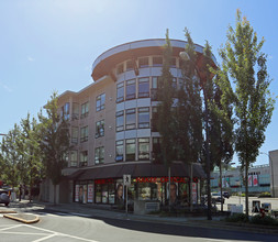 The Gateway in North Vancouver, BC - Building Photo - Building Photo