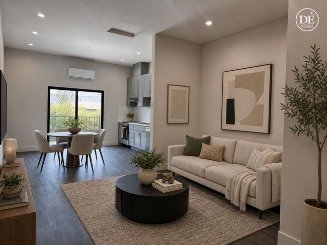 property at 1702 S Hoover St