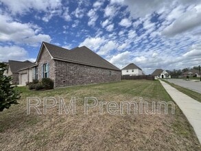 2123 Westfield Ave in Zachary, LA - Building Photo - Building Photo