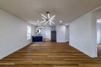 3412 Ashland Ave in Knoxville, TN - Building Photo - Building Photo