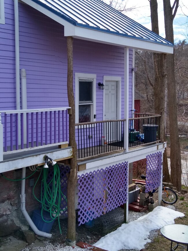 34 Washington St Rentals in Greenfield, MA