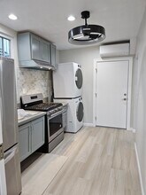 1175 N Normandie Ave, Unit #4 in Los Angeles, CA - Building Photo - Building Photo