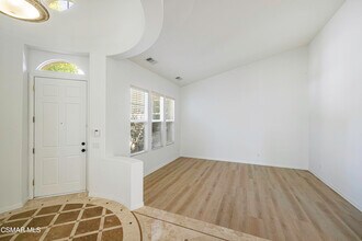 3178 Sunset Hills Blvd in Thousand Oaks, CA - Building Photo - Building Photo