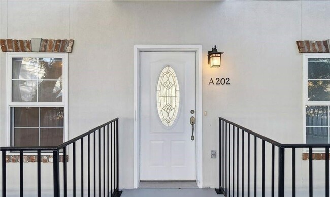 2902 River Dr in Savannah, GA - Building Photo - Building Photo