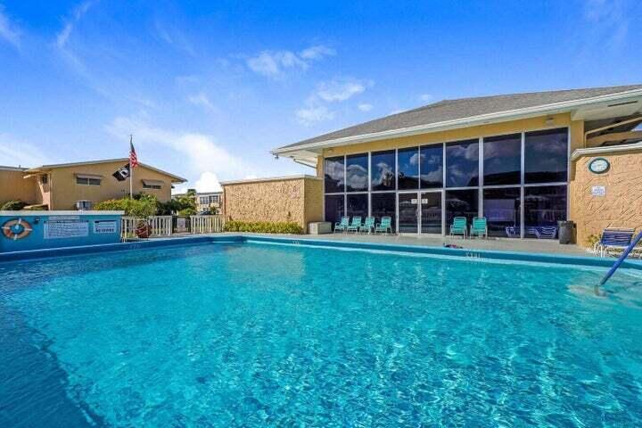2222 NE 1st Way in Boynton Beach, FL - Building Photo