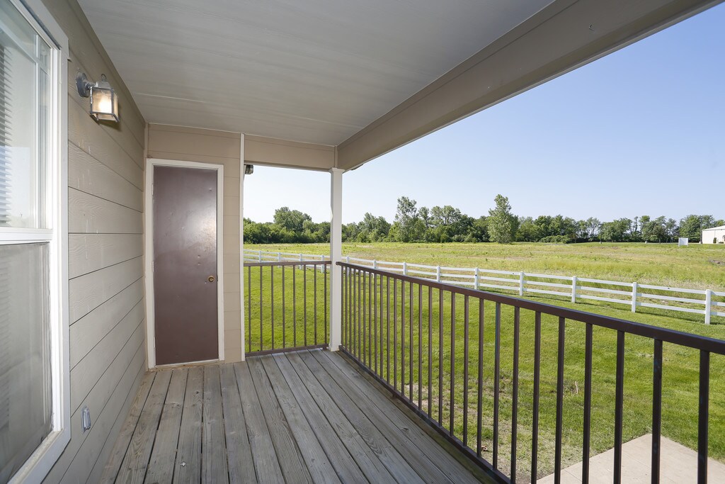 Lakewood Terrace Apartments Belton, MO Apartments