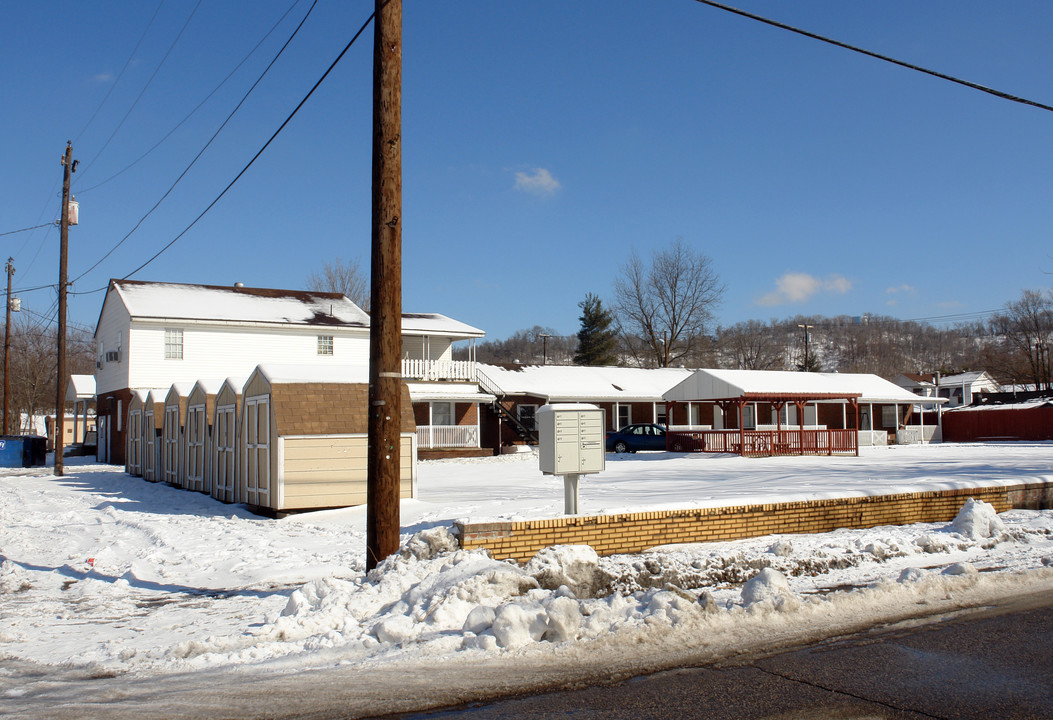 501 Pike St in Ironton, OH - Building Photo