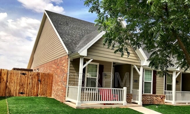 property at 2114 10th St