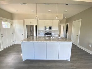 213 Virginia Ave in Florence, AL - Building Photo - Building Photo