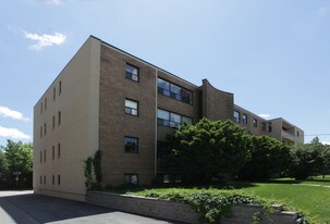 Wilson Manor Apartments